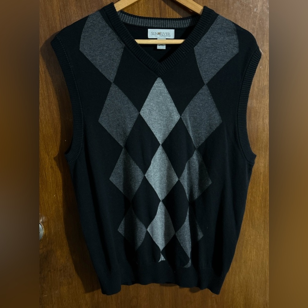 Sun River Men’s M Argyle Vest Black Grey Preppy